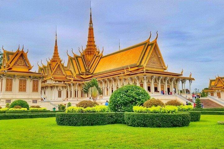 Siem Reap and Phnom Penh 5 Days 4 Nights Tour