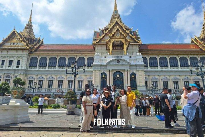 Bangkok : Grand Palace, Wat Pho & Wat Arun Guided Experience