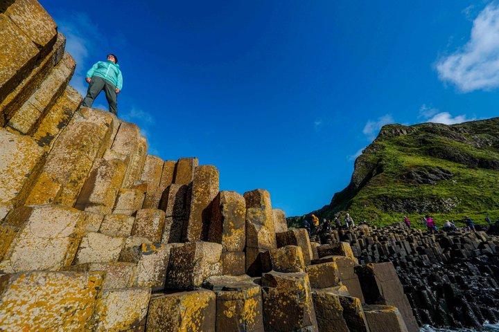 Dublin to Belfast Black Cab, Dunluce Castle and Giant's Causeway