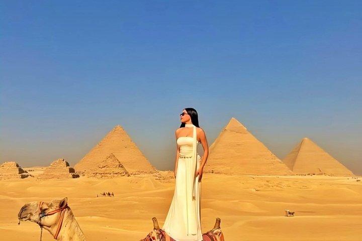 Best Private Full Day Tour to Giza Pyramids, Sphinx, Citadel and Old Cairo