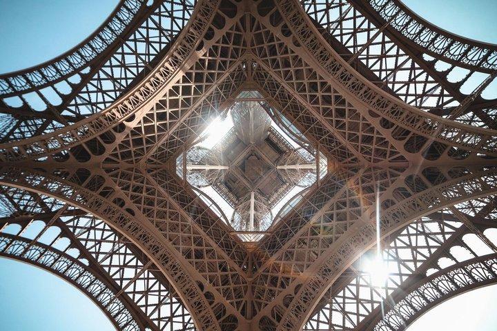 Eiffel Tower Private Guided Experience & Summit Access