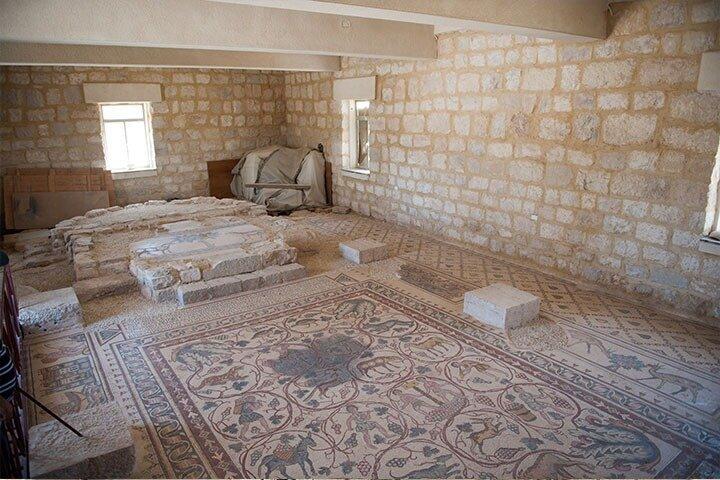 Private Full Trip of Madaba City Mosaics,Mount Nebo,Dead Sea & Amman Sightseeing