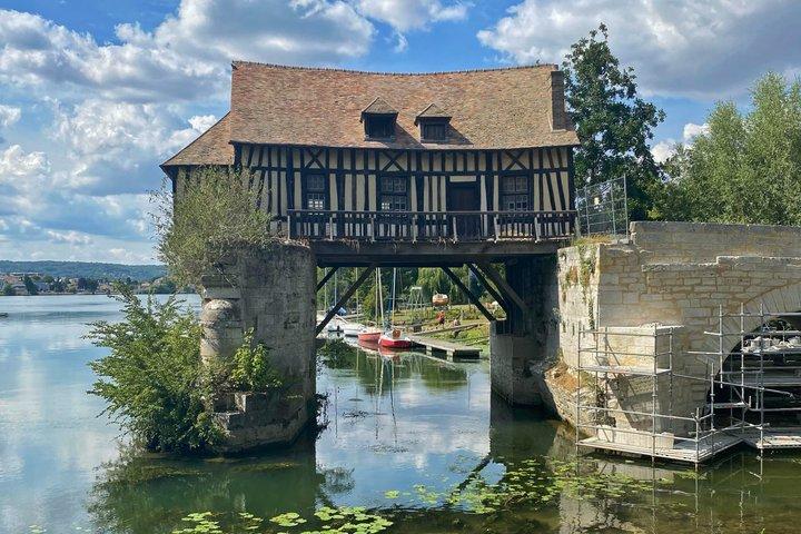 Monet’s Giverny & Vernon Old Mill - Small Group(2-6) from Paris