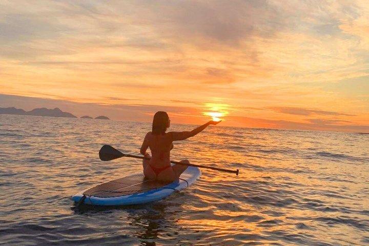 Sunrise in Copacabana by Standup paddle The spectacle of Rio