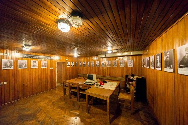 Bunk'Art Bunker Guided Tour with Transport Option from Tirana