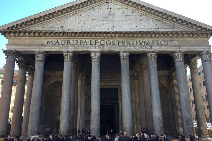 Rome Pantheon Fast Track Entrance with Audio Guide and Host