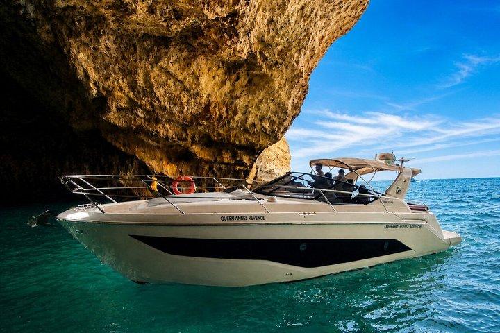 Private Yacht Cruise to the Benagil Caves & Marina Beach