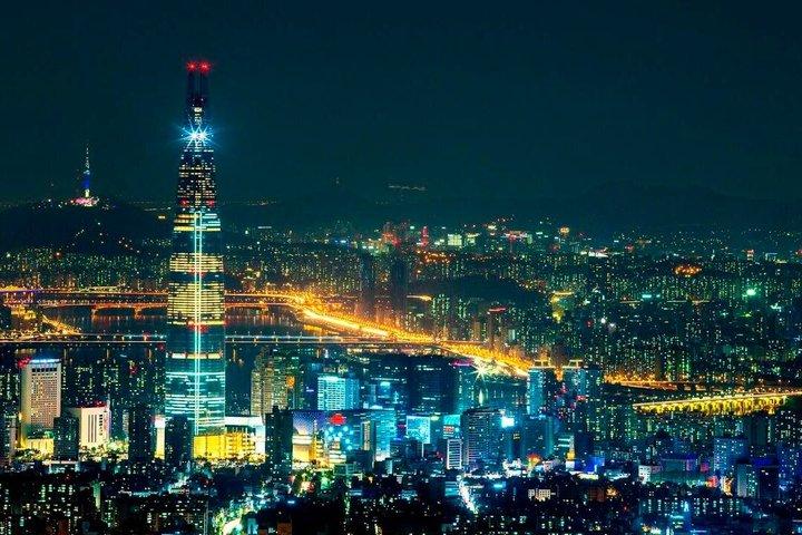 Seoul Lotte World Adventure Admission Tickets with options