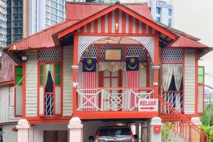 Kuala lumpur highlights with driver