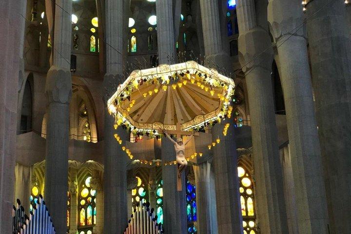 Sagrada Família Guided Tour Gaudí’s Hidden Secrets