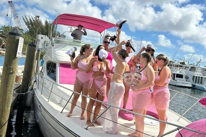 50ft Pink Yacht and 2 Jetkis Included Charter in Miami