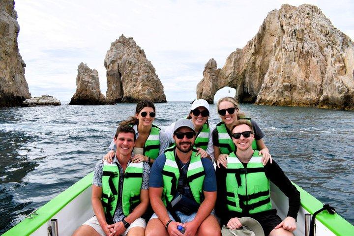 Boat Ride to the Arch with Snorkeling in Cabo
