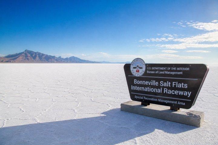 Salt Lake City to Sky Mirror-Bonneville Salt Flats Half Day Tour