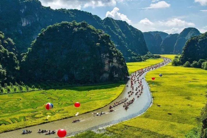 Explore Ninh Binh in One Day from Hanoi Private Day Tour