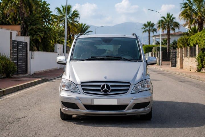 Naples: Private Transfer from Naples Airport to City
