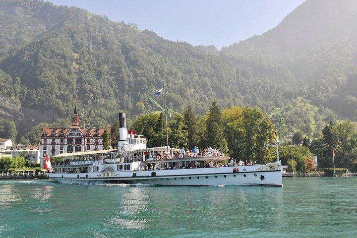 3 in 1: Lucerne Old Town - Lake Cruise - Cable Car Small Group