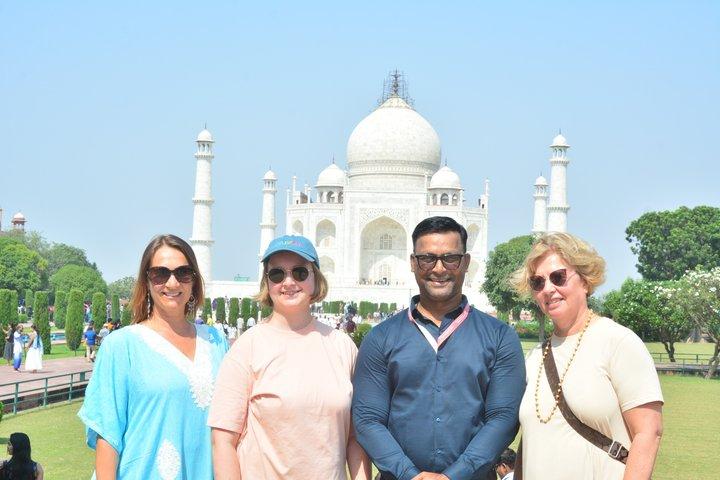 4-Day Luxury Private Delhi Agra Jaipur & Ranthambhore Safari Tour