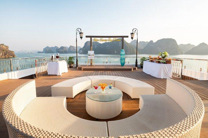 Hera Day Cruise Best Choice for Luxury Day Tour to Halong Bay
