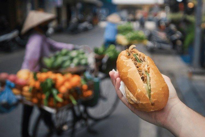 Hanoi Check-In: Double Decker Bus, Puppet, Train St & Food Tour