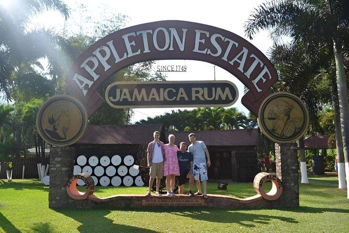 South Coast: YS Falls, Appleton, Black River, Pelican Bar Jamaica
