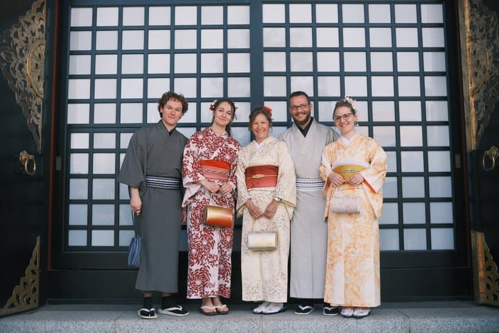 Asakusa No.1 Kimono Experience|Best Value Full Service