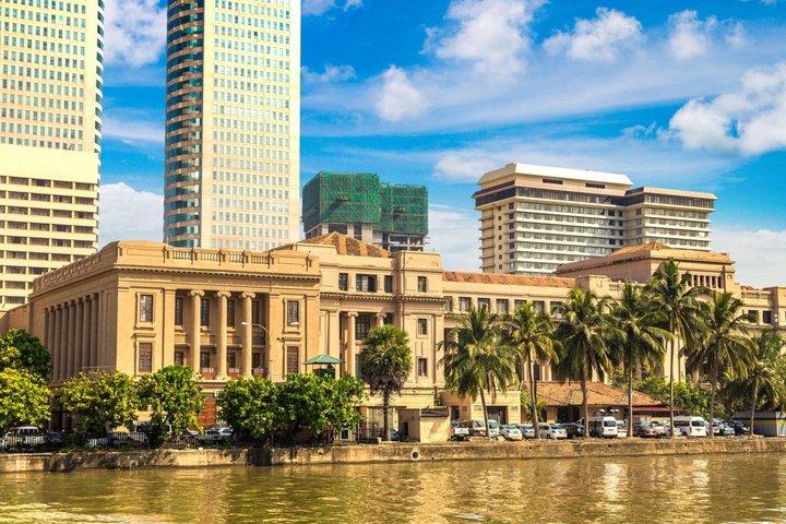 Colombo City Tour - Temples, Fort and Local Food