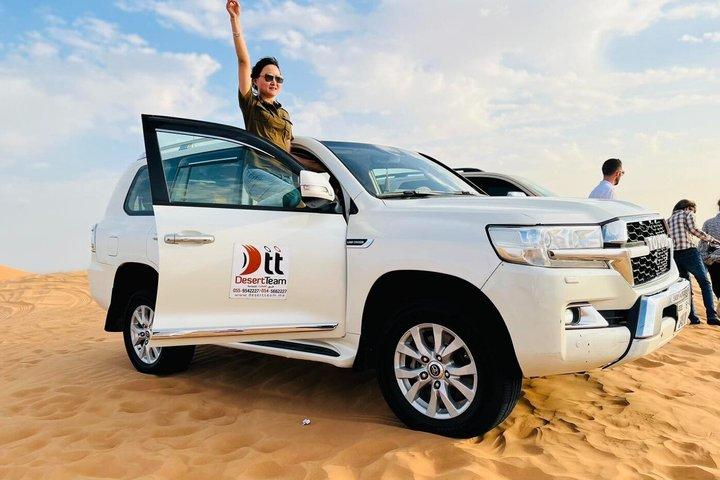 Desert Safari Abu Dhabi with Dune Bashing, BBQ Dinner & Live Show