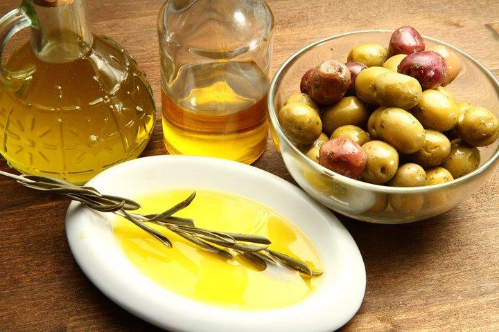Crete Food & Wine Tour: Olive Oil, Cheese & Wine Tasting