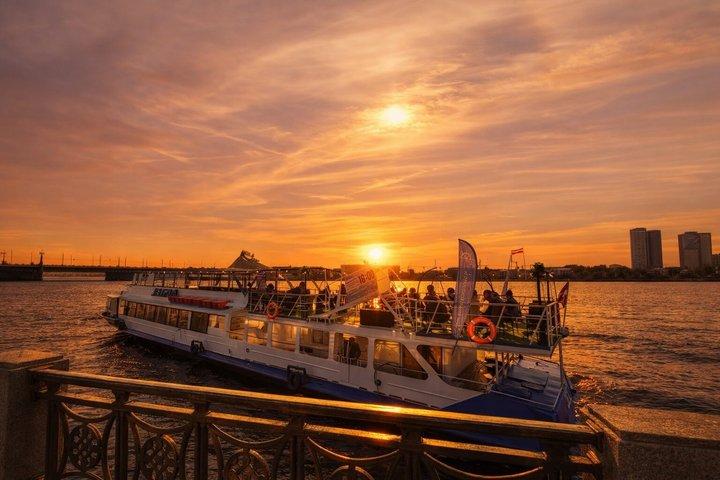 Gulf of Riga Sunset Boat 2.5h Cruise