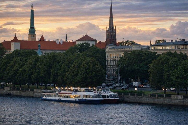 Gulf of Riga Sunset Boat 2.5h Cruise