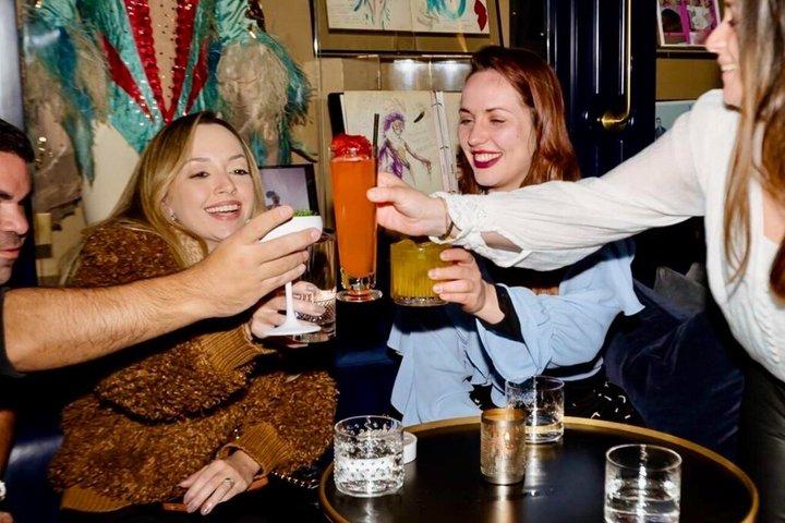 Speakeasy Drinks and Prohibition History Tour NYC