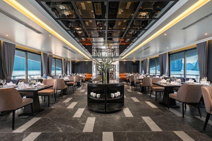 Halong Bay & Lan Ha Bay Luxury Taliya Day Cruise from Hanoi