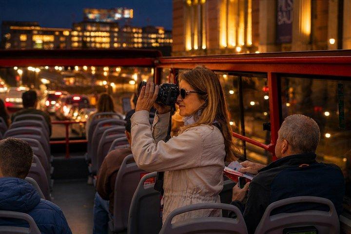 Berlin: Tour of Lights with Photo Stops and Live Guide
