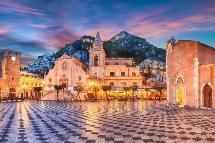 from Messina tour Taormina and Castelmola with cannoli and granita