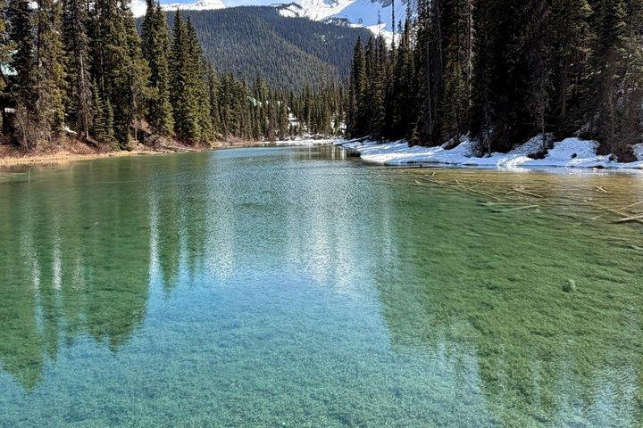 Classic Banff Lake Louise Johnston Canyon and Emerald Lake Tour
