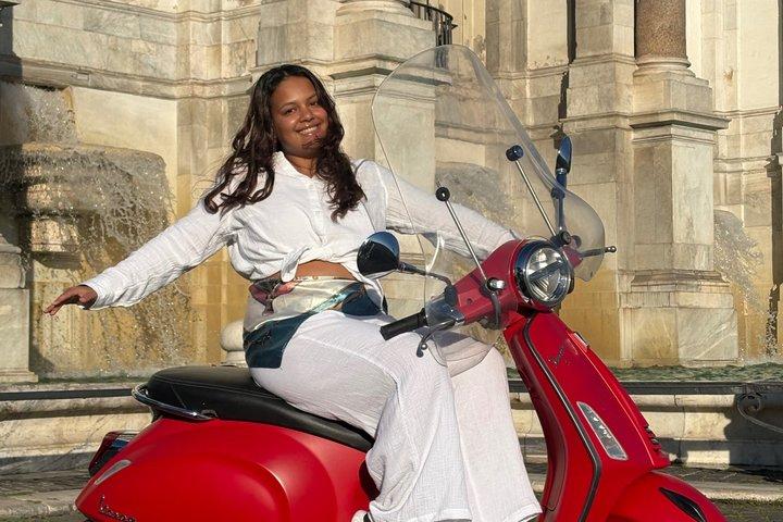 Rome Private Vespa Tour Pick-up from Hotel