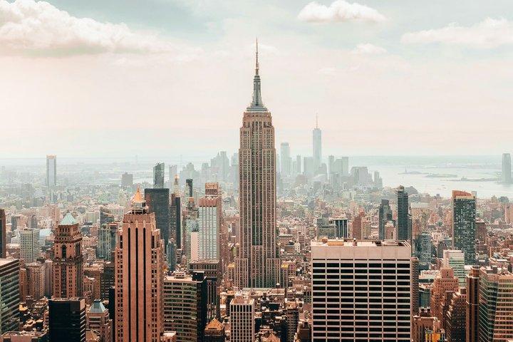 Small Group NYC Day to Night Tour with Free Liberty Cruise Ticket