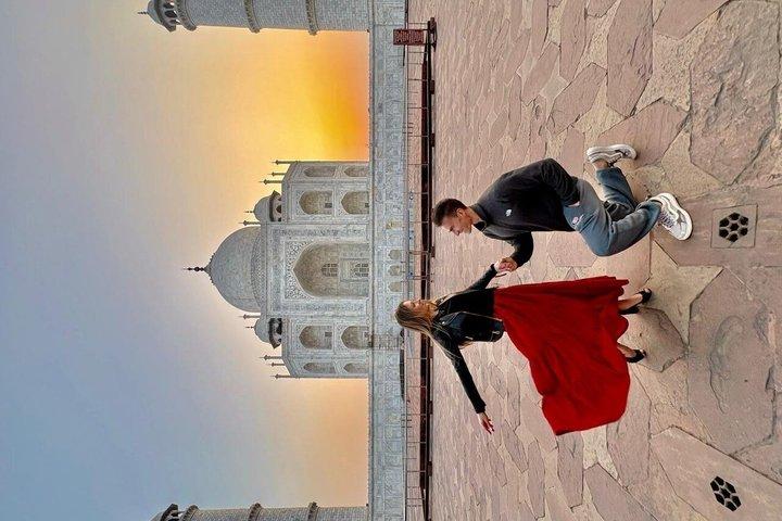Taj Mahal Sunrise Tour - Includes Entry Tickets And Guide