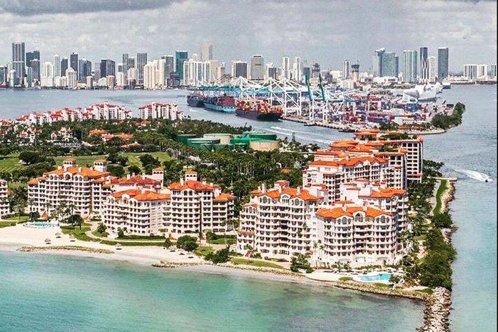 40-Minute Private Luxury Miami Beach Airplane Tour