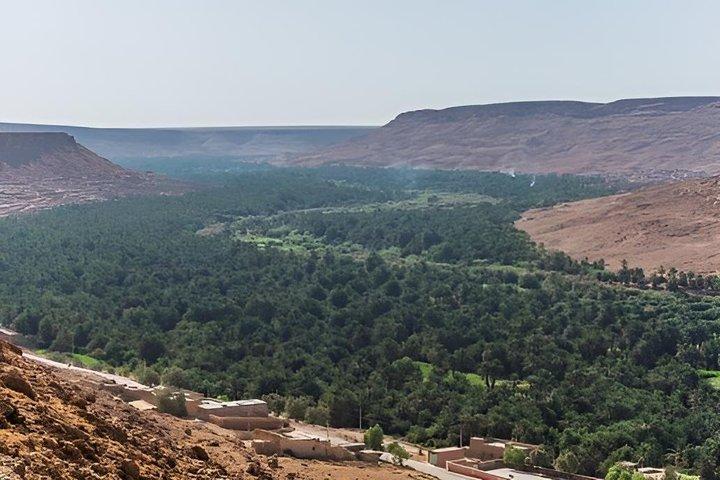 3-Day Sahara Desert Adventure: Marrakech to Fes Luxury Camp