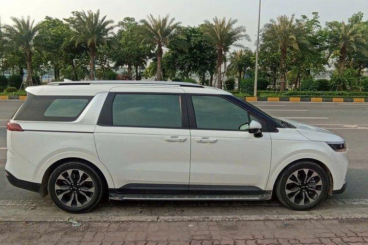 Hanoi Airport Drop-off by 4 Seaters Car