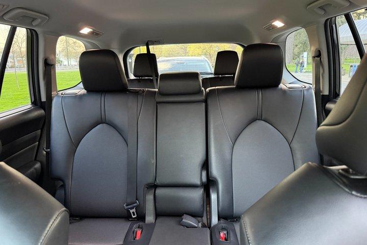 Private SUV Transfer from Buffalo BUF to Toronto YYZ