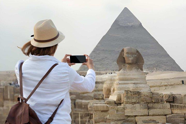 Private Giza Pyramids, Saqqara and Memphis Day Tour from Cairo
