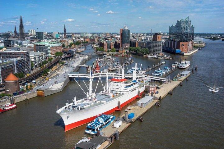 Hamburg Pass with Cruise, Kiez Tours, Hop-On Hop-Off & Museums