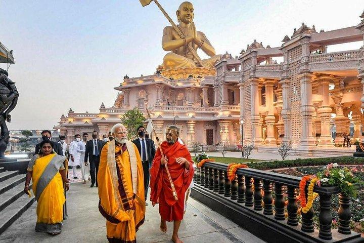 Hyderabad City Temples: A Private Guided Tour with Car
