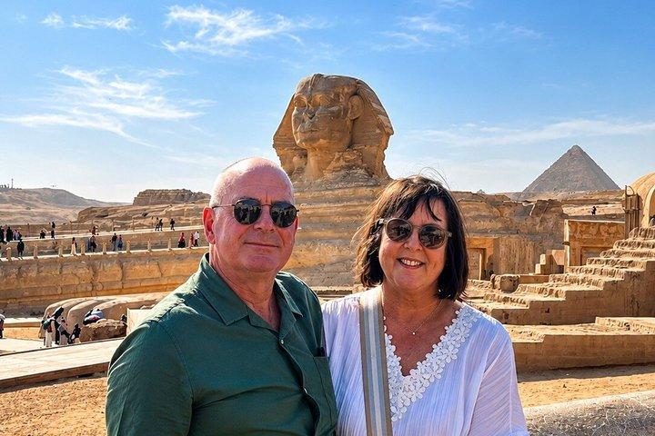 Private VIP Giza Tour+ New Musuem + Market