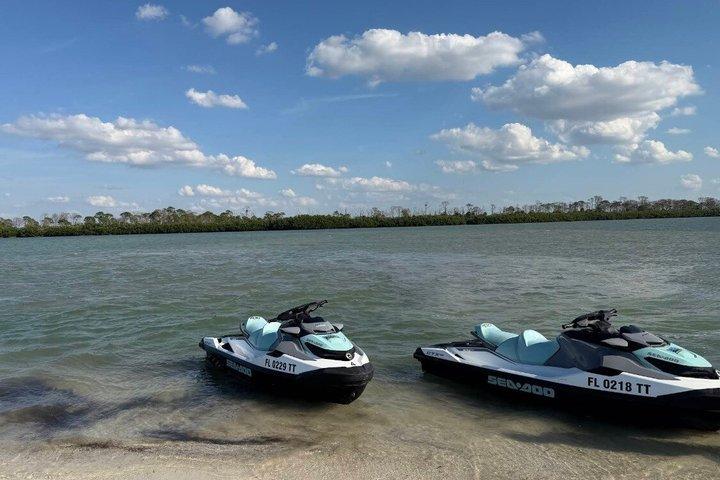 1 Hour Jet Ski Rental at Marriott Suites Sand Key, CLW Beach