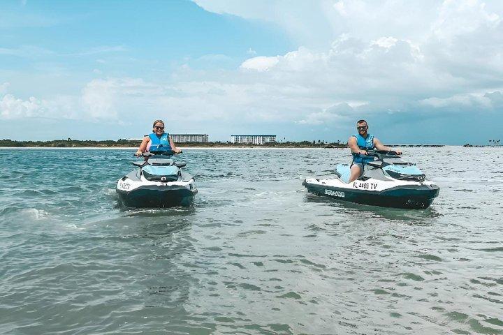 1 Hour Jet Ski Rental at Marriott Suites Sand Key, CLW Beach