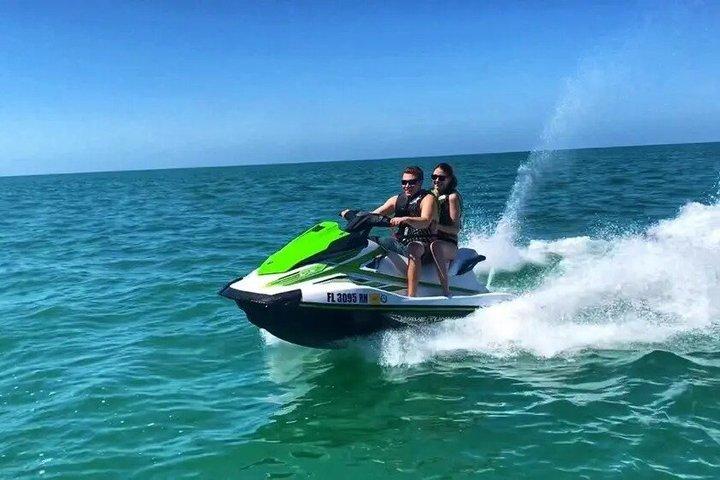 30 Minutes Jet Ski Rental at Holiday Inn Clearwater Beach