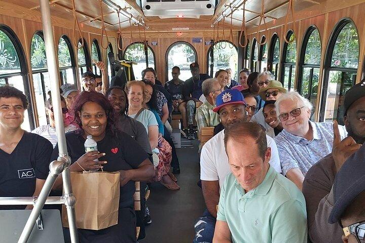 1 Hour Narrated Burlington Trolley Tour